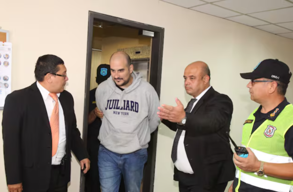 Pablo Benegas enfrentará juicio oral por abuso sexual y pornografía infantil