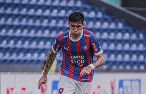 Enzo Giménez se encamina hacia otro grande del fútbol paraguayo
