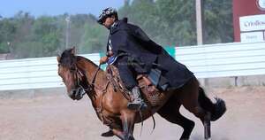 La Nación / Competencia de doma de caballos criollos en el Chaco - OJO Galería
