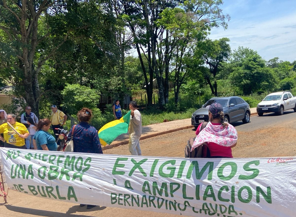 Los vecinos de Santa Clara y Tres Fronteras esperan solución sobre reducción de avenida - La Clave