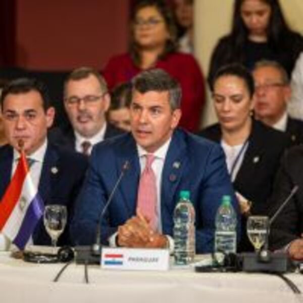 “El diálogo y la comunicación deben ser la base del entendimiento”, destaca Peña en Cumbre Mercosur :: Presidencia de la República del Paraguay