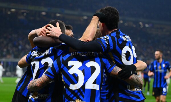 Versus / El Inter supera con autoridad al Parma y mete presión