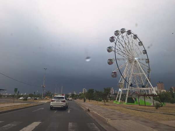 ¡Atención! Elevan a 13 los departamentos en zona de tormentas para esta tarde - Clima - ABC Color