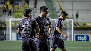 Rodrigo Rojas anuncia negociación rápida si es que retorna a Olimpia