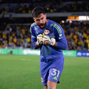 Carlos Coronel va hoy por el título de la MLS - Fútbol Internacional - ABC Color
