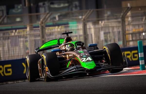 Joshua Duerksen abandonó la última carrera sprint del 2024