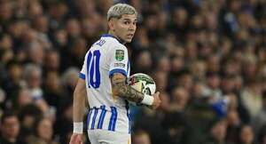 ¿Qué dijo el DT de Brighton tras la publicación de Julio Enciso? - Fútbol Internacional - ABC Color