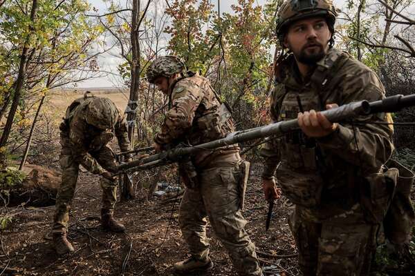 Estados Unidos anuncia casi 1.000 millones de dólares en ayuda militar para Ucrania - Mundo - ABC Color