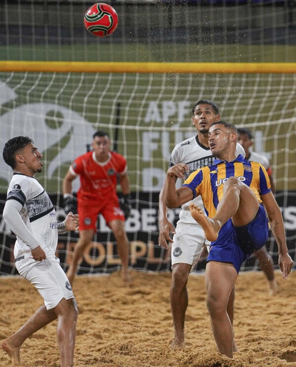 Luqueño y Vasco definirán la Copa Libertadores de futbol playa