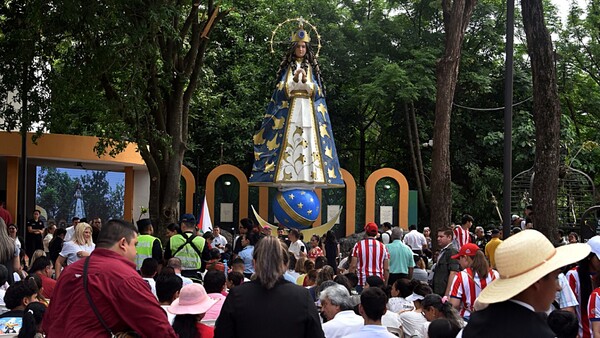 Una imagen y una canción que conviven en el alma de Caacupé