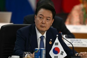Presidente de Corea del Sur logró evitar su destitución