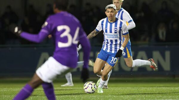 ¡Confirmado! Julio Enciso no continuará en Brighton en el 2025