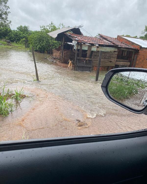 Inundaciones en Itapúa y Misiones tras intensas lluvias - 1000 Noticias