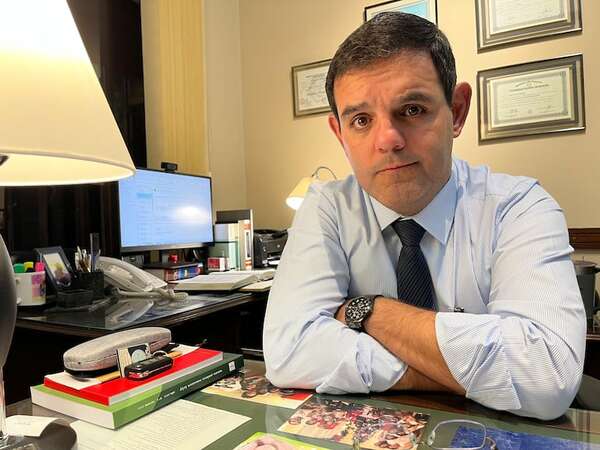 Ley anti ONG busca asfixiar a las organizaciones civiles que controlan al Gobierno, dice jurista - Política - ABC Color