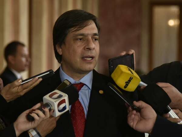 Adjunta insiste ante Fiscal General que se debe desestimar la causa del IPS - Nacionales - ABC Color