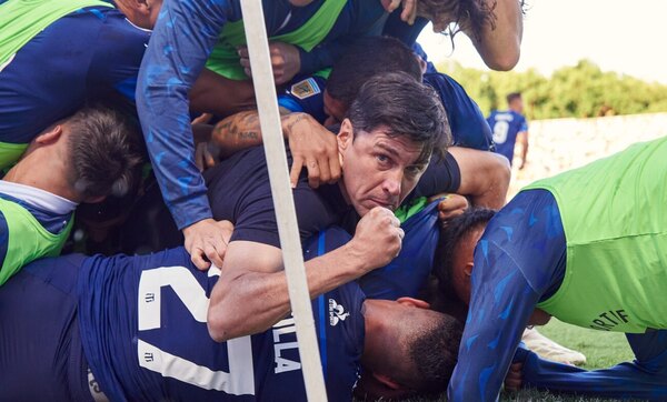 Versus / Con Galarza como titular, Talleres gana y alcanza a Vélez