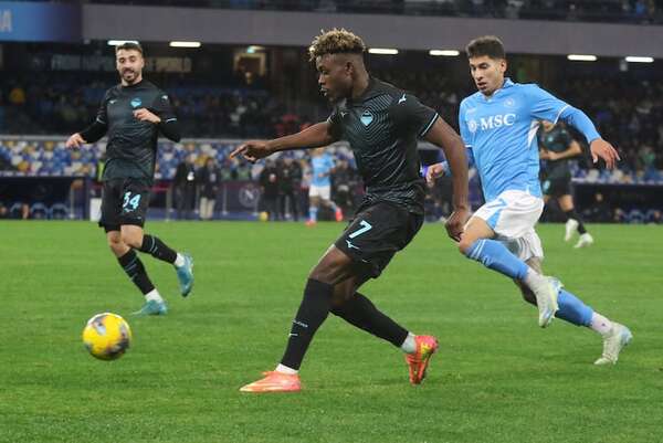 Lazio derrota al Napoli y deja líder al Atalanta - Fútbol Internacional - ABC Color