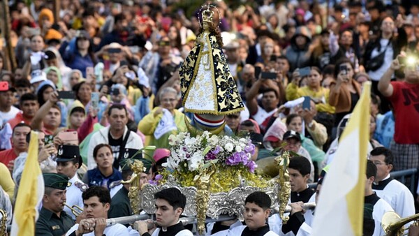 Llaman a jóvenes a no rendirse ante nepotismo y corrupción