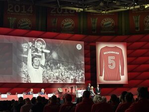Bayern Múnich decidió retirar el dorsal nº 5 en honor a Franz Beckenbauer - 1000 Noticias