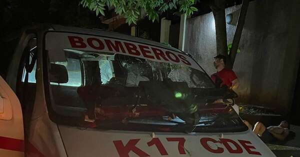 Diario HOY | Tras sobredosis con Clonazepam, violento joven destrozó ambulancia y agredió a bomberos