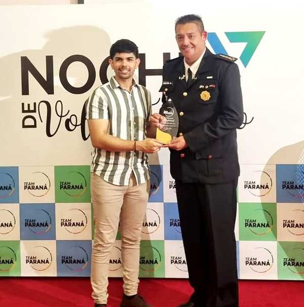 Bomberos de Minga Guazú reciben distinción como “Voluntario que inspira” - La Clave