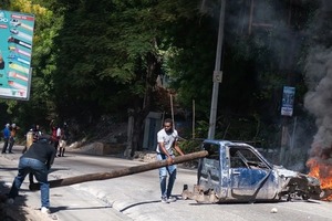 Más de 120 personas fueron asesinadas por una pandilla en Haití - 1000 Noticias