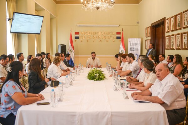 Panel con autoridades del Ejecutivo y la CSJ por el Día Internacional de los DD.HH. - .::Agencia IP::.