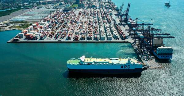 La Nación / Carga paraguaya aumentó 129 % en la Terminal de Contenedores de Paranaguá