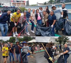 FUNCIONARIOS LIMPIARON EL BASURAL QUE DEJARON LOS PEREGRINOS QUE FUERON A PAGAR PROMESAS