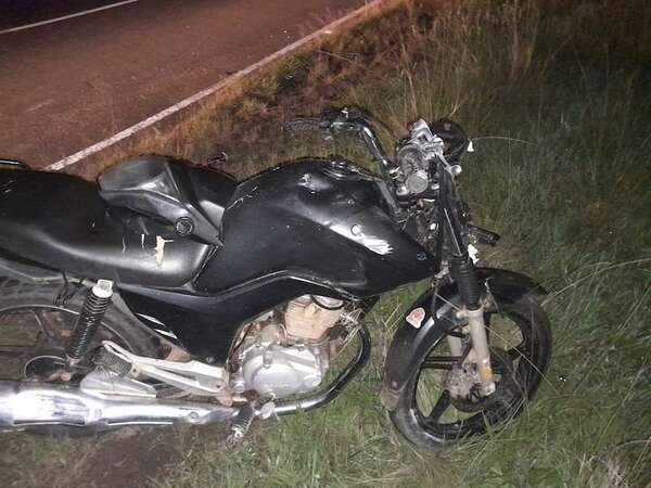 Trágico accidente en Ñeembucú: adolescente pierde la vida tras colisionar contra un perro - Policiales - ABC Color