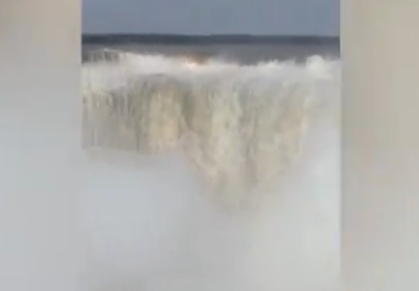 Clausuran el ingreso a "La Garganta del Diablo" en el lado argentino - SNT