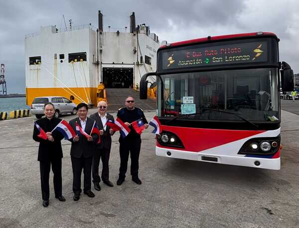 Ya están en tránsito, los primeros 30 buses eléctricos donados por Taiwán