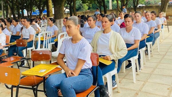 Carrera Policial: Con alto número de mujeres y récord histórico de postulantes en 2024