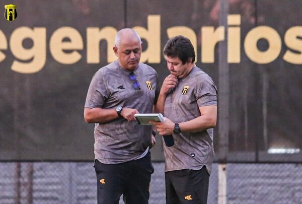 Versus / Lo que dijo "Chiqui" Arce sobre una posible ida de Enzo Giménez a Guaraní