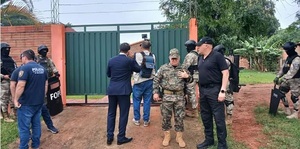 Policía encuentra vehículos del asalto a empresa de caudales