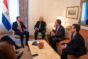 Presidente Peña promueve a Paraguay como destino estratégico de inversión en la OCDE - ADN Digital