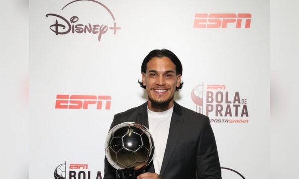 ¡Gustavo Gómez obtuvo su cuarto balón de Plata!: “No es fácil lograrlo”