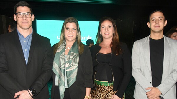 Encuentro de fin de año de ueno bank con la prensa