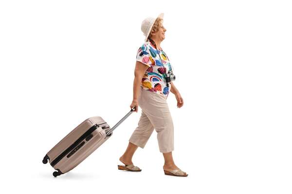 Consejos de seguridad para viajeros mayores: cómo disfrutar sin preocupaciones - Viajes - ABC Color