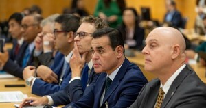 Cancillería le pide a Maduro que termine con el asedio a la embajada argentina y busca sumar puntos con Marco Rubio
