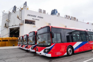 Donación de buses eléctricos genera expectativas e incertidumbre - Portal Digital Cáritas Universidad Católica