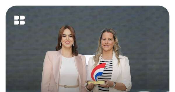 La Nación / Banco Basa recibe reconocimientos de la AFD por su destacado impulso al capital humano en Paraguay