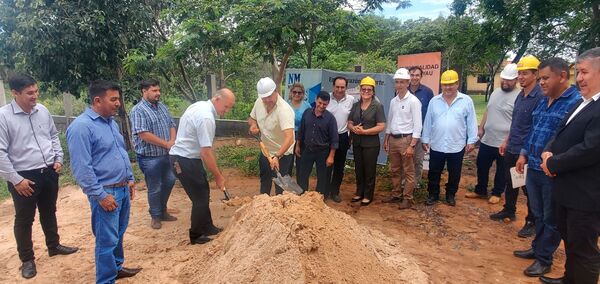 UNC recibe apoyo municipal para construir un salón multiuso en Yby Yaú