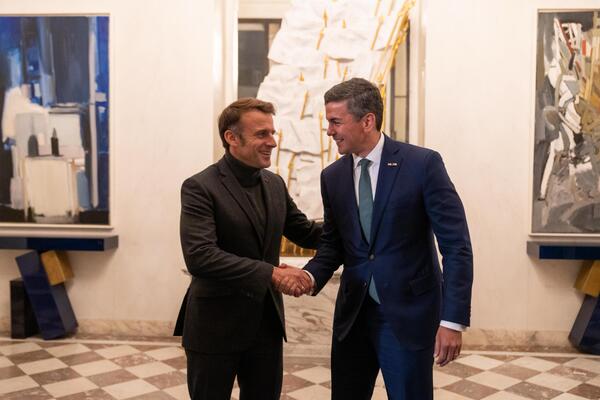 Santiago Peña y una importante reunión con Emmanuel Macron en París - 1000 Noticias