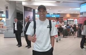 El pelotero Diego Gómez rumbo a Inglaterra donde jugará en el Brighton