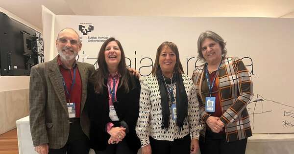 Diario HOY | Distinguen en España a trabajo de investigación de docentes de Medicina UNA