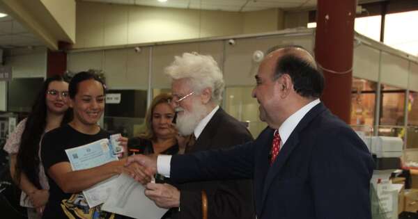 La Nación / Visita histórica: Bernardino Caballero ratifica el derecho a la identidad nacional en el Registro Civil