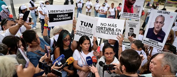 Venezuela: familias piden liberación de presos en protestas - ADN Digital
