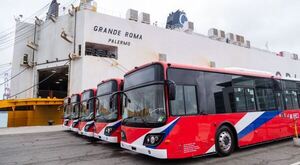 Buses eléctricos están rumbo a Paraguay