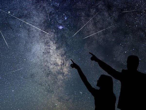 Anuncian espectacular lluvia de meteoritos para este fin de semana